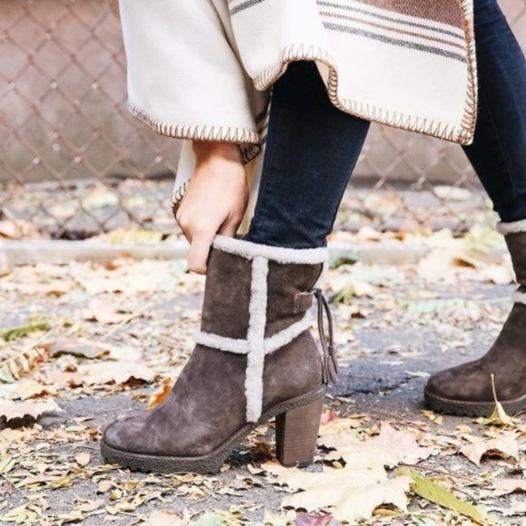 $479 Frye Jen Shearling Fur Beige/Tan Short Real Suede Heeled Zip Up AnkleBootie - Picture 5 of 16